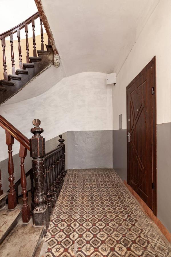 Avangard Magnus Apartment Liov Exterior foto