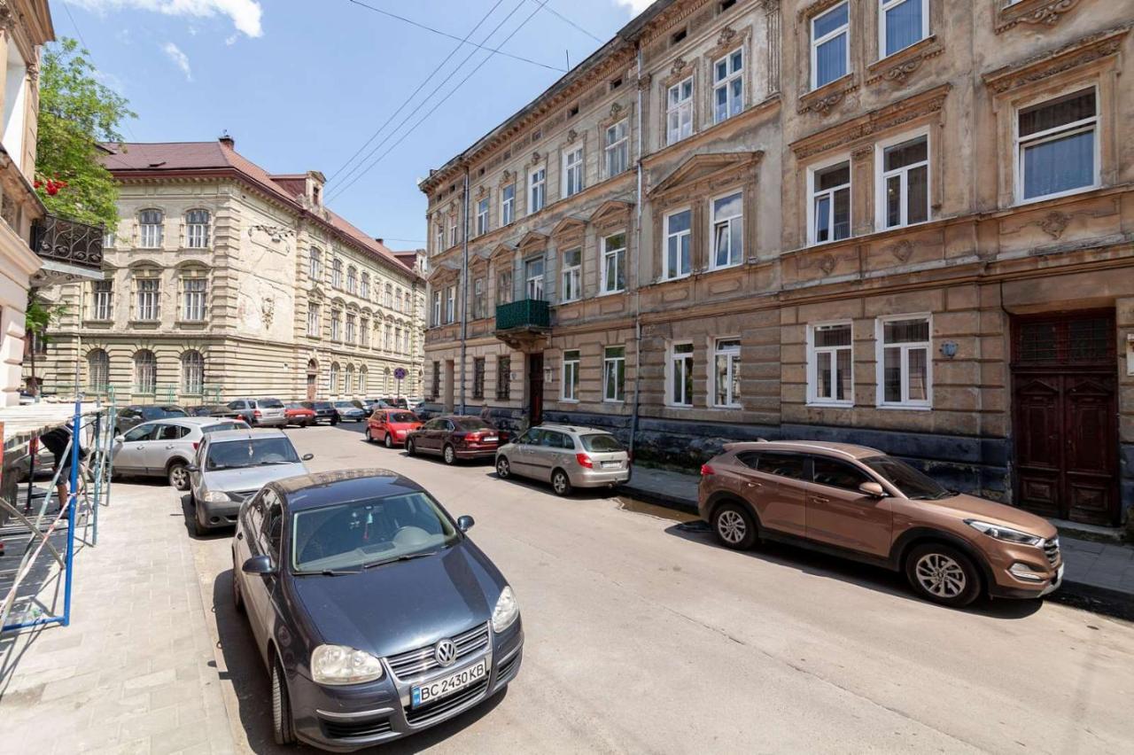 Avangard Magnus Apartment Liov Exterior foto